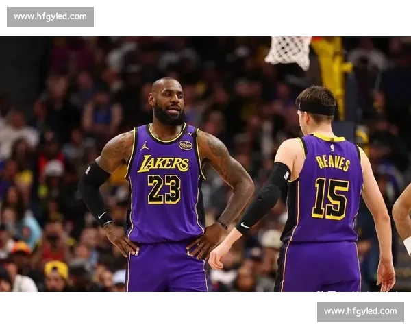 快船阴阳合同风暴:湖人成同城德比最大赢家? 快船阴阳合同风暴:湖人成同城德比最大赢家?