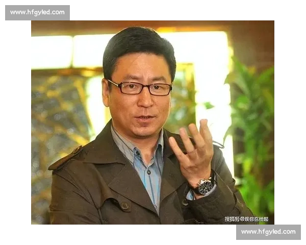 58 岁白岩松足球赛滑倒引担忧:健康亮红灯,运动安全需警惕 58 岁白岩松足球赛滑倒引担忧:健康亮红灯,运动安全需警惕