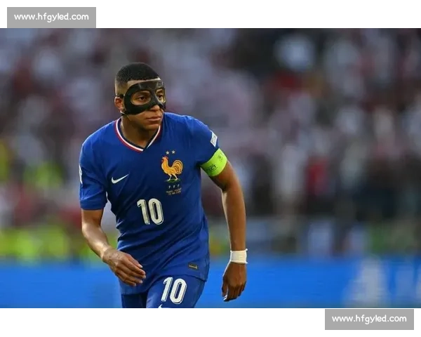 萨利巴盛赞姆巴佩:法国队的优秀队长,世界最佳之一 萨利巴盛赞姆巴佩:法国队的优秀队长,世界最佳之一